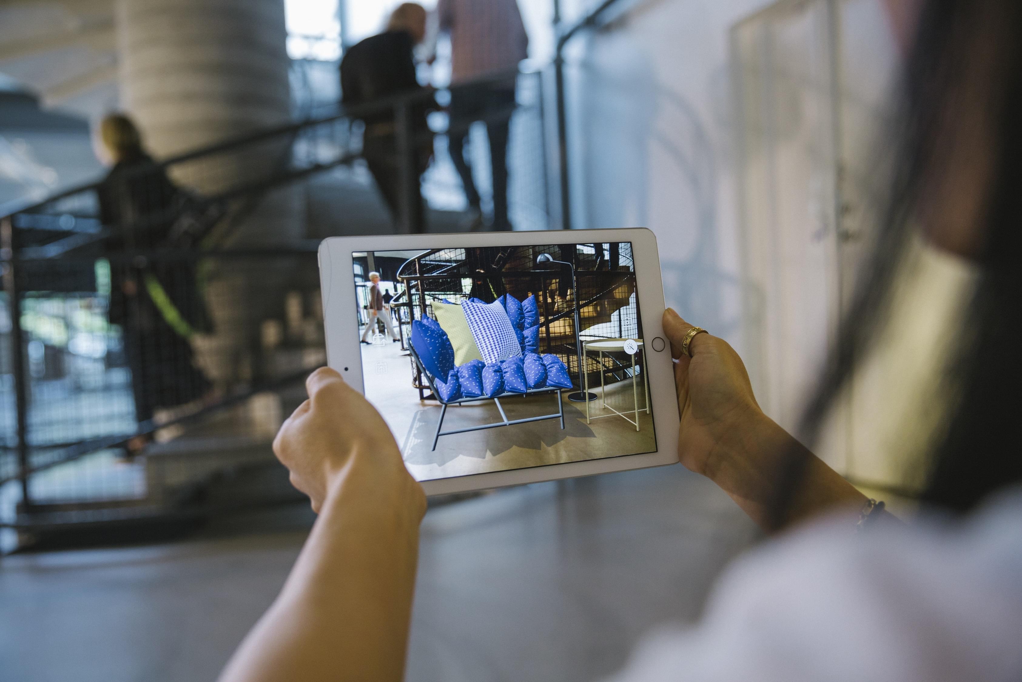 Revolutionizing Marketing Strategies: Harnessing the Power of Augmented Reality